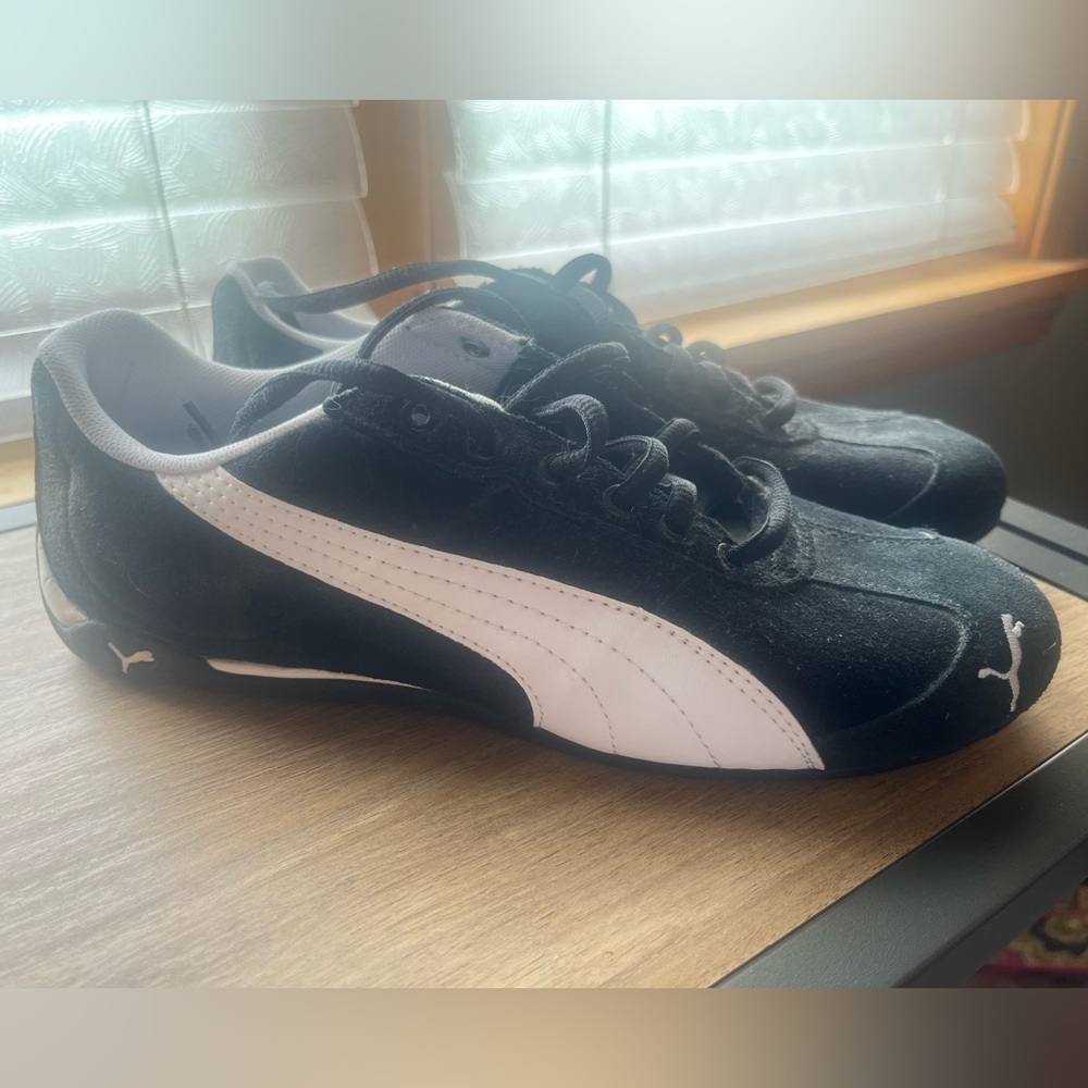 Puma Sneakers